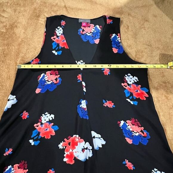 Vince Camuto Petite Black Floral V-Neck Pullover Flowy Blouse Top size XS - Picture 5 of 8